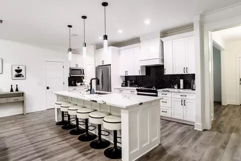 Kitchen - 192 Bayou Cir, Freeport, FL 32439 photo 1 of 5