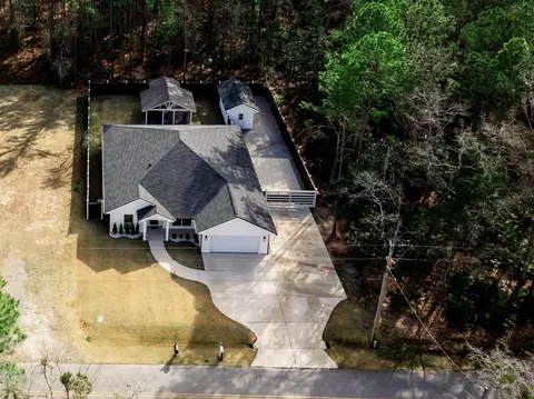 View/Area - 192 Bayou Cir, Freeport, FL 32439 photo 1 of 2