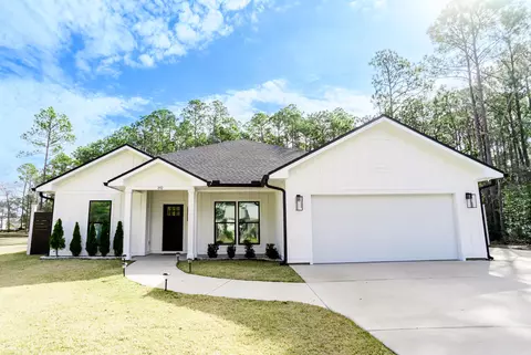 Exterior - 192 Bayou Cir, Freeport, FL 32439 photo 2 of 13