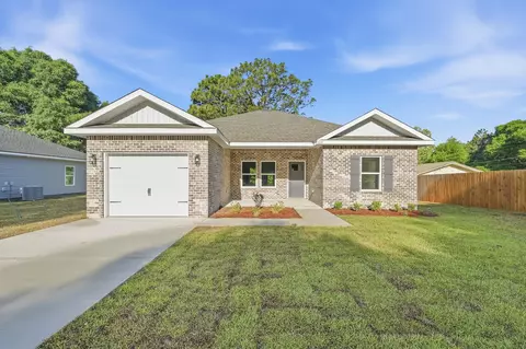 6114 Sonny Ln, Crestview, FL 32536