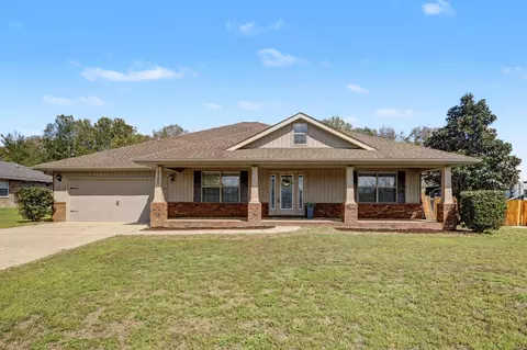2395 Barberee Dr, Crestview, FL 32536