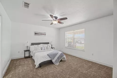 Bedroom - 2395 Barberee Dr, Crestview, FL 32536 photo 5 of 10