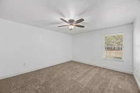 Bedroom - 2395 Barberee Dr, Crestview, FL 32536 photo 9 of 10