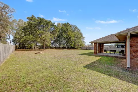 Exterior - 2395 Barberee Dr, Crestview, FL 32536 photo 3 of 3