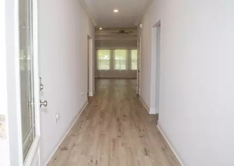Entry Way - 56 Secluded Cir, Freeport, FL 32439 photo 1 of 3