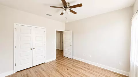 Bedroom - 56 Secluded Cir, Freeport, FL 32439 photo 1 of 4