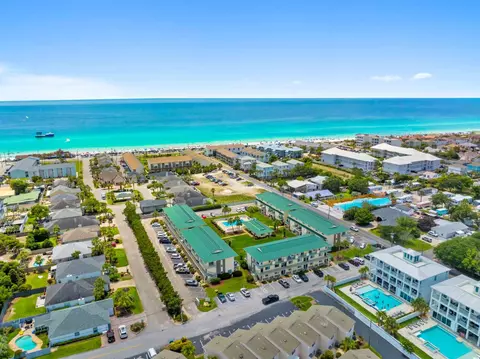 60 Sandprints Dr UNIT D1, Miramar Beach, FL 32550