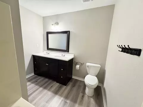 Bath - 120 Palmetto Dr, Crestview, FL 32539 photo 5 of 5