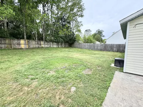 Exterior - 120 Palmetto Dr, Crestview, FL 32539 photo 4 of 4