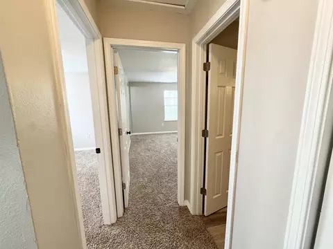 Entry Way - 120 Palmetto Dr, Crestview, FL 32539 photo 2 of 2