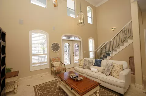 Living - 4629 Sunset Pointe, Destin, FL 32541 photo 2 of 3