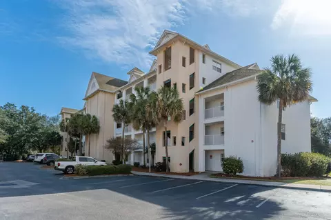 4276 Calinda Ln #127, Niceville, FL 32578