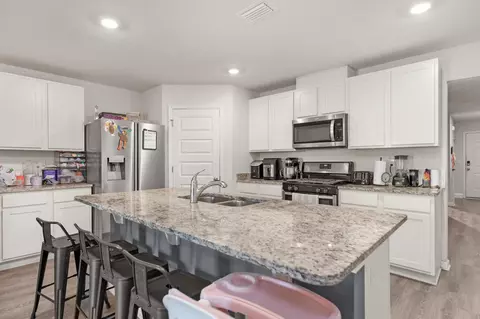 4662 Honor Guard Way, Crestview, FL 32539 photo 4