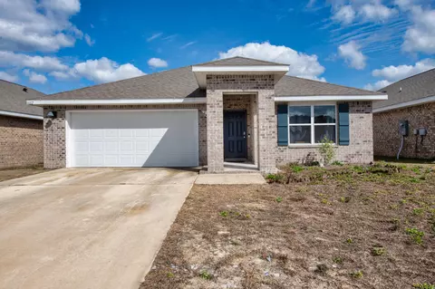 4662 Honor Guard Way, Crestview, FL 32539