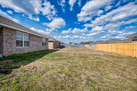 4662 Honor Guard Way, Crestview, FL 32539 photo 9