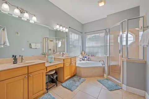 Bath - 4664 Browning Ct, Crestview, FL 32539 photo 1 of 10