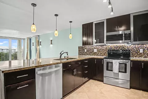 30 Moreno Point Rd #306B, Destin, FL 32541