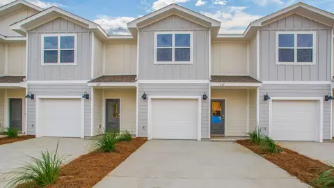 322 Callie Dr, Crestview, FL 32536