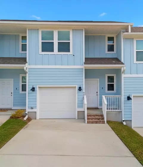 9422 Nature Creek Ln, Pensacola, FL 32526