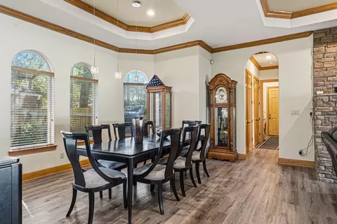 831 Coldwater Creek Cir, Niceville, FL 32578