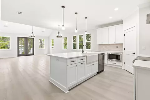 Kitchen - 151 Redfish Point Dr, Freeport, FL 32439 photo 1 of 4