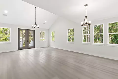 Living - 151 Redfish Point Dr, Freeport, FL 32439 photo 2 of 3