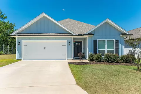 165 Blooming Cv, Crestview, FL 32539
