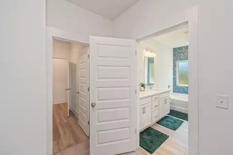 Entry Way - 165 Blooming Cv, Crestview, FL 32539 photo 4 of 4