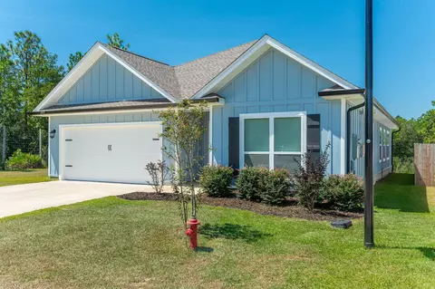 Exterior - 165 Blooming Cv, Crestview, FL 32539 photo 3 of 8