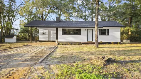142 Hemlock Rd, Defuniak Springs, FL 32435
