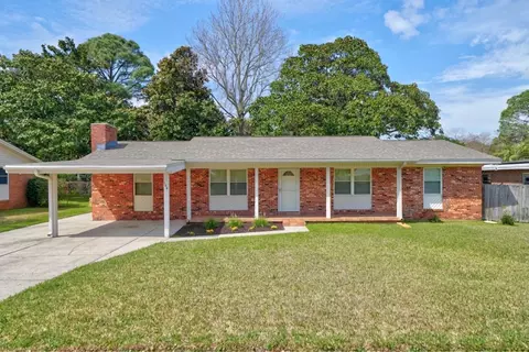 130 NE Walton Dr, Fort Walton Beach, FL 32548