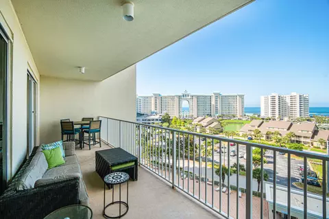 122 Seascape Dr #708, Destin, FL 32550