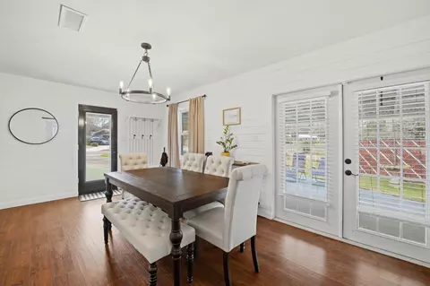 205 NW Baker Ave, Fort Walton Beach, FL 32548