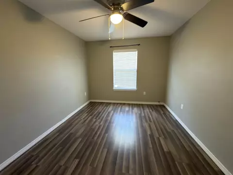 Bedroom - 2673 Paddock Cir, Crestview, FL 32536 photo 1 of 5