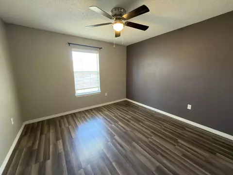Bedroom - 2673 Paddock Cir, Crestview, FL 32536 photo 5 of 5