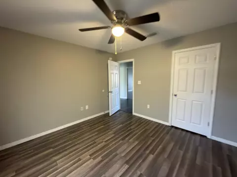 Bedroom - 2673 Paddock Cir, Crestview, FL 32536 photo 4 of 5