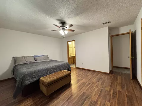 Bedroom - 2928 Aplin Rd, Crestview, FL 32539 photo 2 of 6