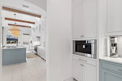 Kitchen - 155 Elbow Beach Rd, Inlet Beach, FL 32461 photo 8 of 9