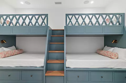 Bedroom - 155 Elbow Beach Rd, Inlet Beach, FL 32461 photo 5 of 10