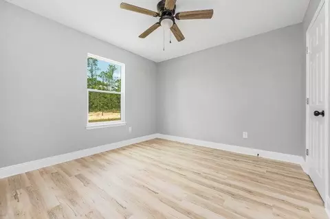 Bedroom - 5428 Bayleaf Dr, Crestview, FL 32539 photo 1 of 2