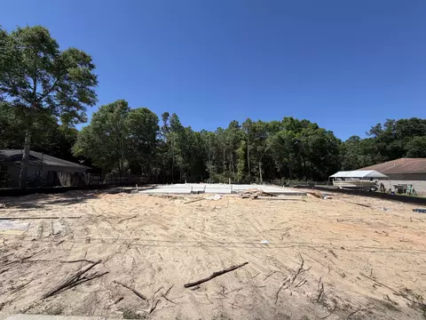 7758 Rustling Pines Dr, Milton, FL 32583 photo 3