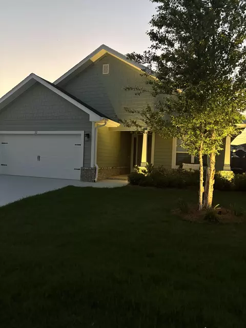 22 Bonne Vue Cir, Freeport, FL 32439