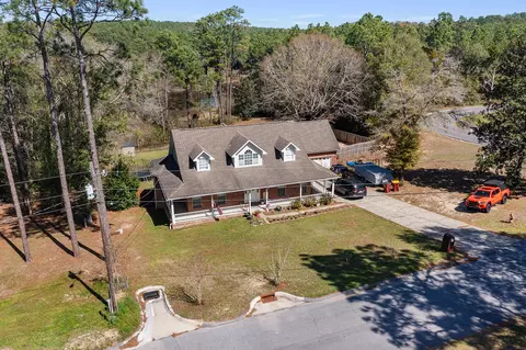 132 Wedgewood Ln, Crestview, FL 32536