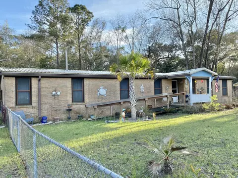 46 Andy Dr, Freeport, FL 32439 photo 7
