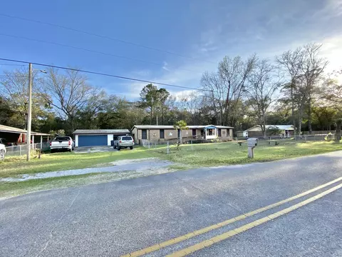 46 Andy Dr, Freeport, FL 32439 photo 8
