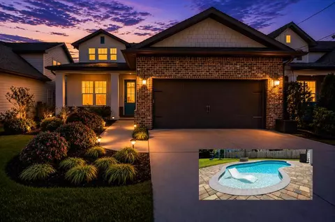 131 SE Magnolia Ave, Fort Walton Beach, FL 32548