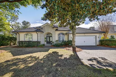 4340 Sunset Beach Cir, Niceville, FL 32578