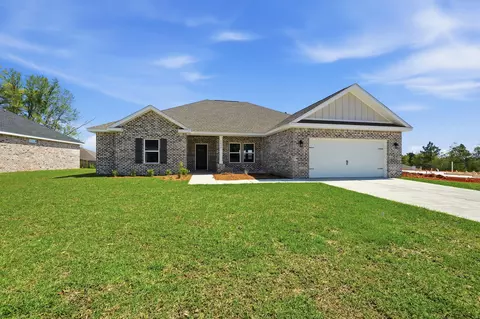 2803 Blackbird Ct, Crestview, FL 32539