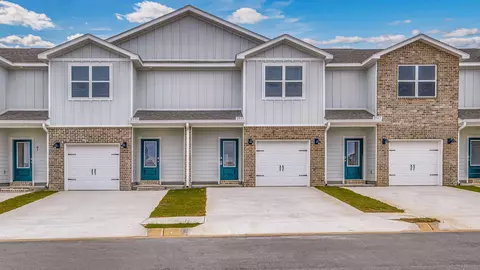 2633 Cliff Hollow Cir, Gulf Breeze, FL 32563