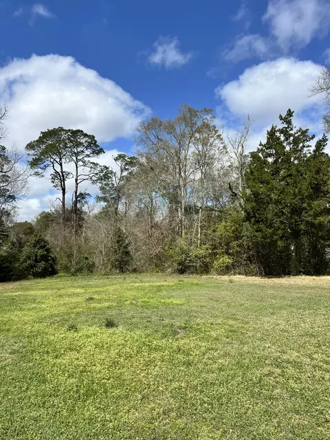 405 Range Line St, Bonifay, FL 32425